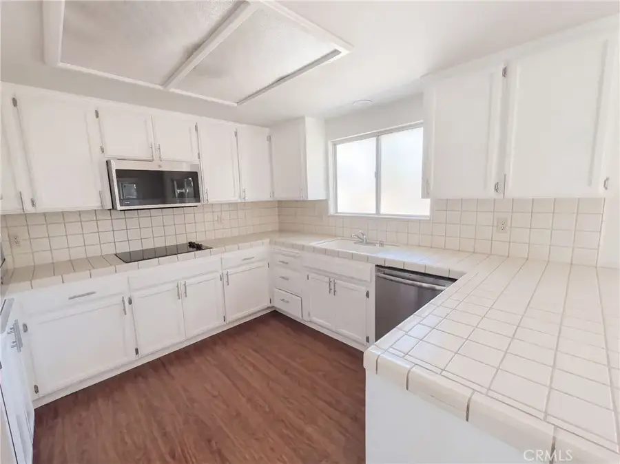 2821 Driftwood, Madera, CA 93637 - #2