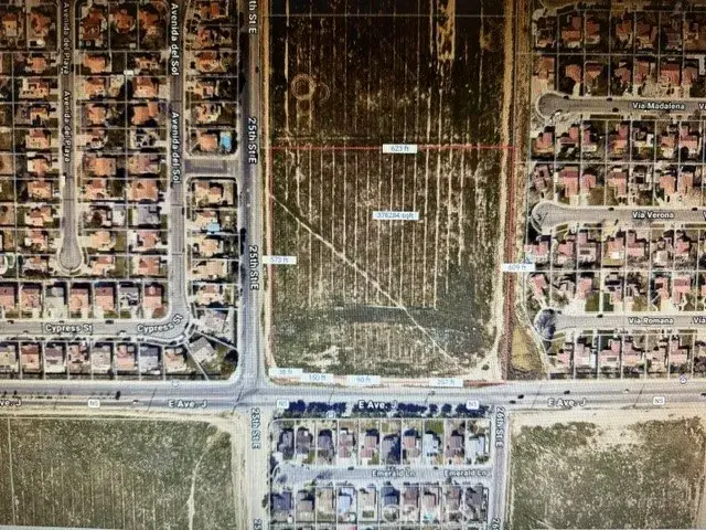 25 E Avenue J, Lancaster, CA 93535 - #3