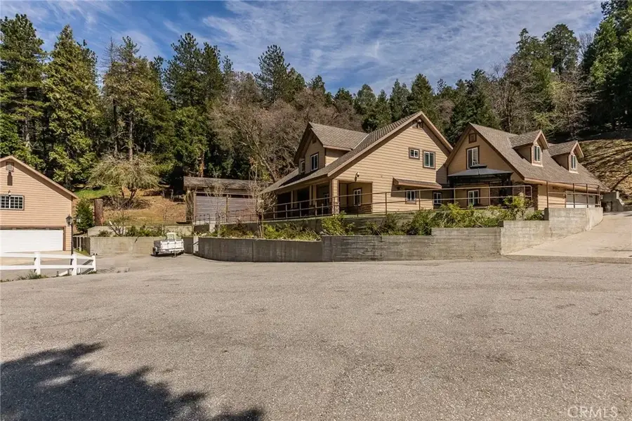 919 Venus Way, Crestline, CA 92325 - #3