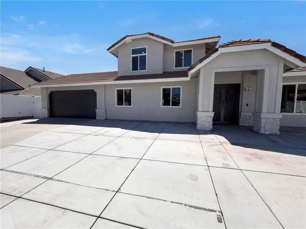 2371 W Via Bello, Rialto, CA 92377 - #1