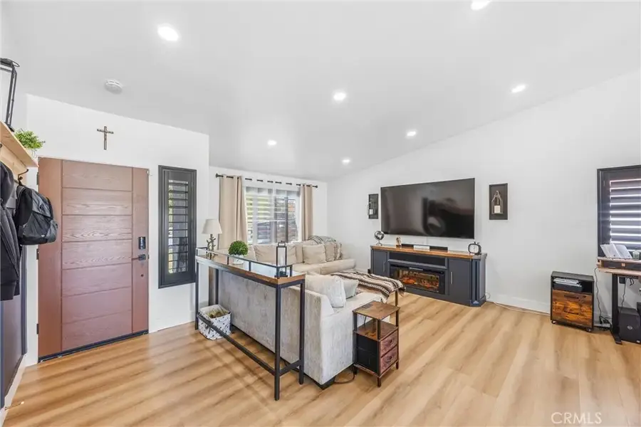 2411 Peacock Lane, Corona, CA 92882 - #2