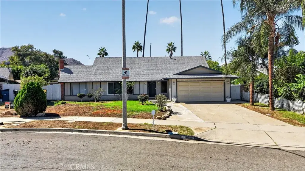 2942 Summerfield, Riverside, CA 92503 - #1