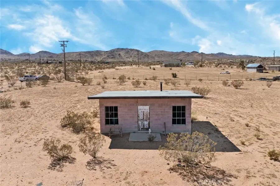 56172 Cone Blvd, Landers, CA 92285 - Image #3