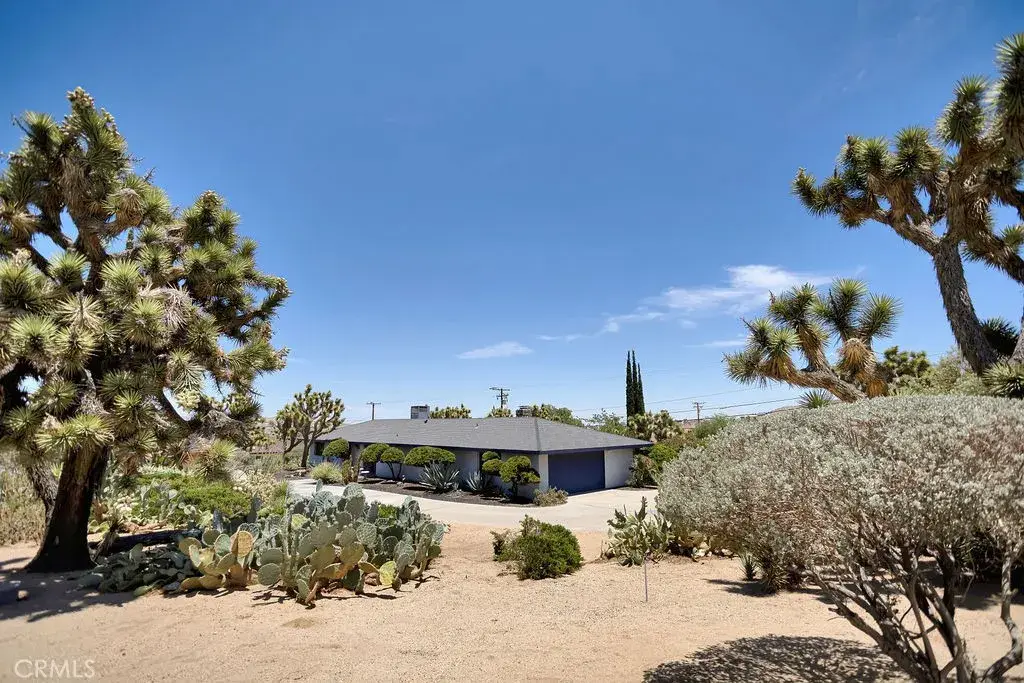 8305 Amador Avenue, Yucca Valley, CA 92284 - Image #1