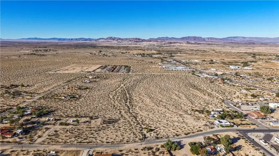 1234 Samarkand, Twentynine Palms Yucca Valley, CA 92277 - Image #2