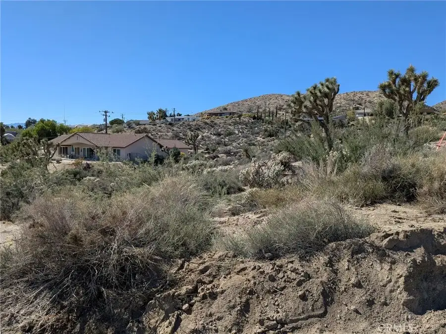 54375 Pinon, Yucca Valley, CA 92284 - Image #2