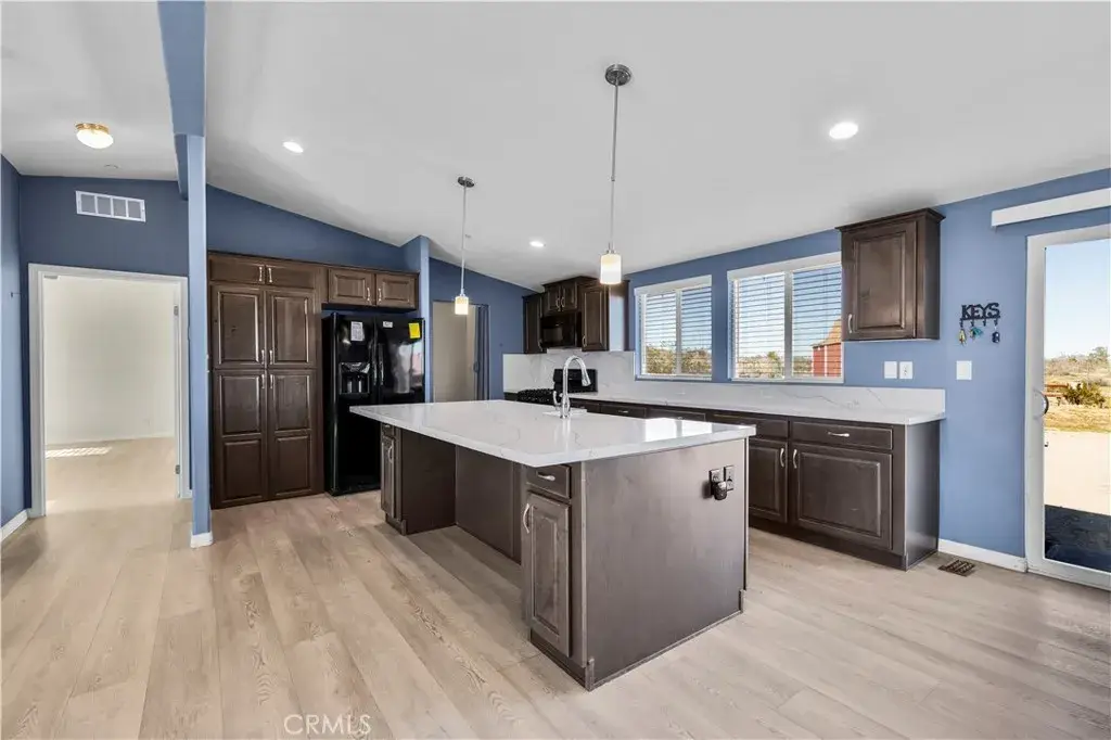 55925 Vallihi Drive, Landers, CA 92285 - Image #1