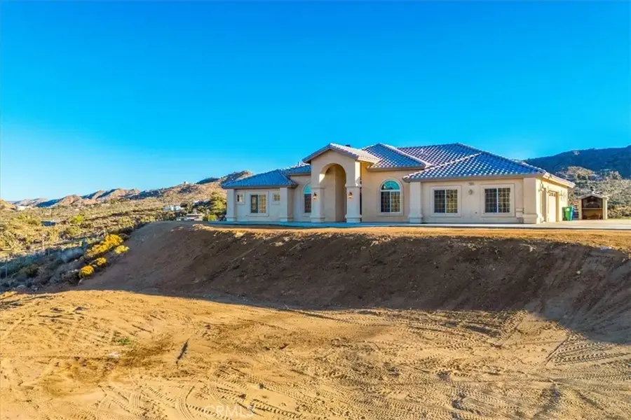 7959 Stephenson Lane, Yucca Valley, CA 92284 - Image #2