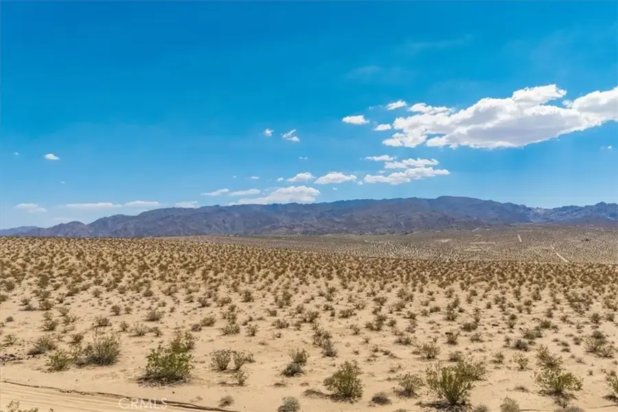 67800 Raymond, Twentynine Palms Yucca Valley, CA 92277 - Image #2