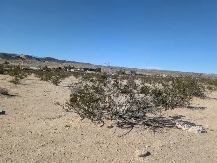 3878 Pearl Springs, Twentynine Palms Yucca Valley, CA 92277 - Image #3