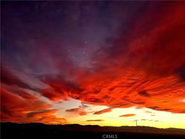 7335 Utah, 29 Palms, CA 92277