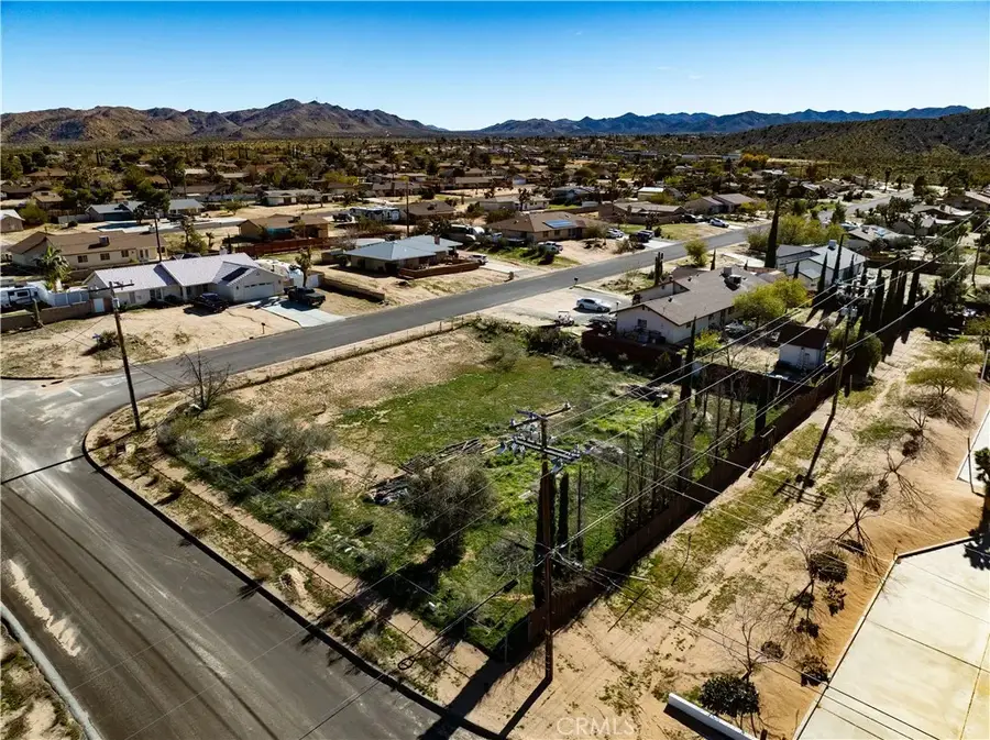 7516 Hilton, Yucca Valley, CA 92284 - Image #3