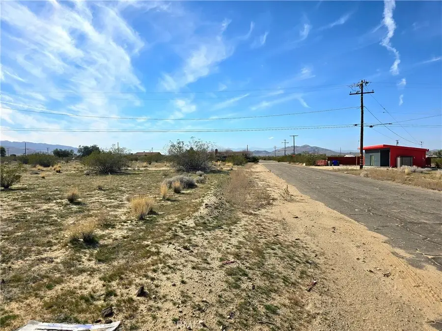 4966 1st East, Joshua Tree, CA 92252 - #3