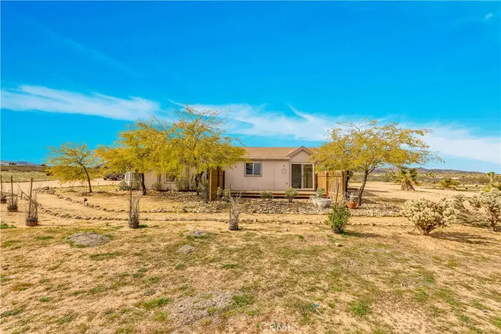 492 Surrey Avenue, Homestead Valley, CA 92284 - #1