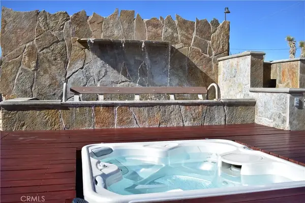 61611 Alta Loma Drive, Joshua Tree, CA 92252