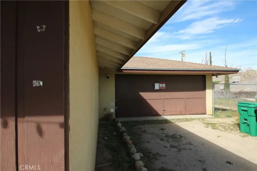 7380 Dumosa, Yucca Valley, CA 92284 - #3