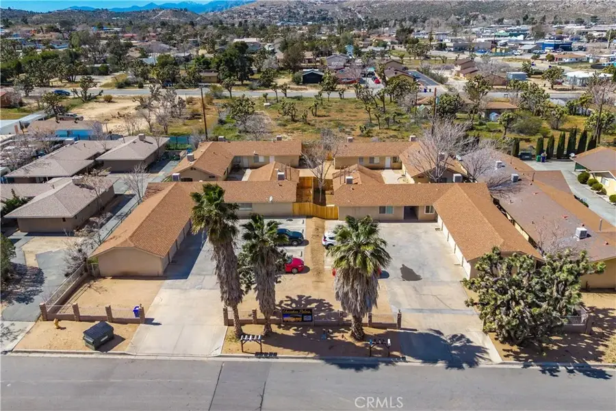 7428 Cherokee, Yucca Valley, CA 92284 - #2