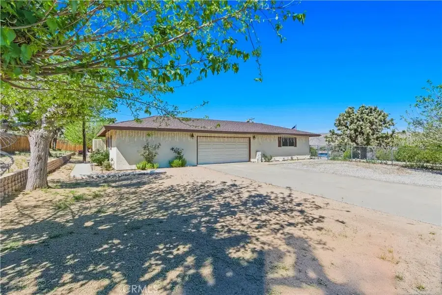 56711 Joshua, Yucca Valley, CA 92284 - #3