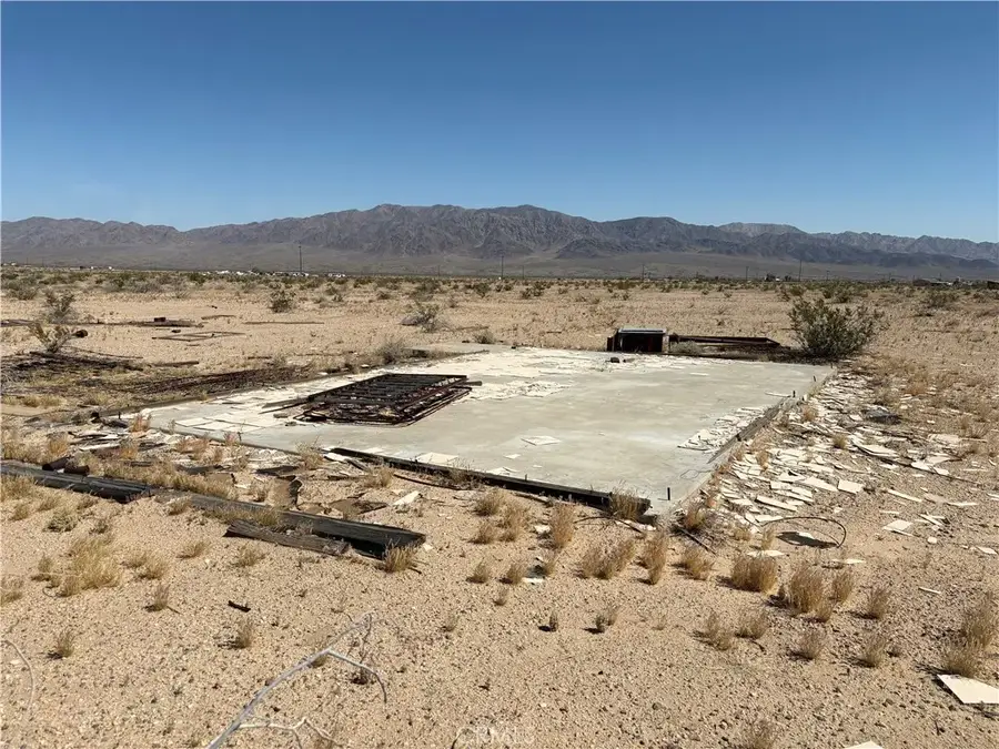 101 Carey, Twentynine Palms, CA 92277 - #2