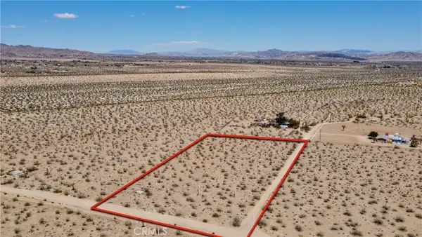 888 Lucky, Landers, CA 92285