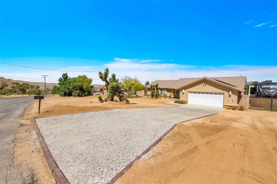 8469 Deer, Yucca Valley, CA 92284 - #2