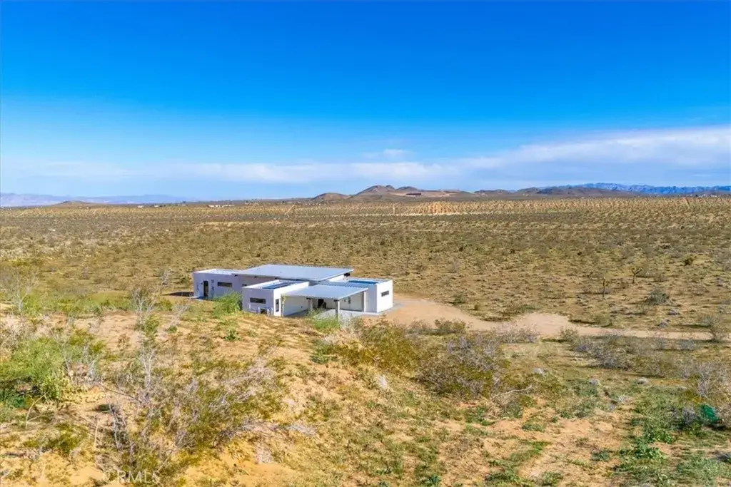 621 N Sage Avenue, Yucca Valley, CA 92284 - #1