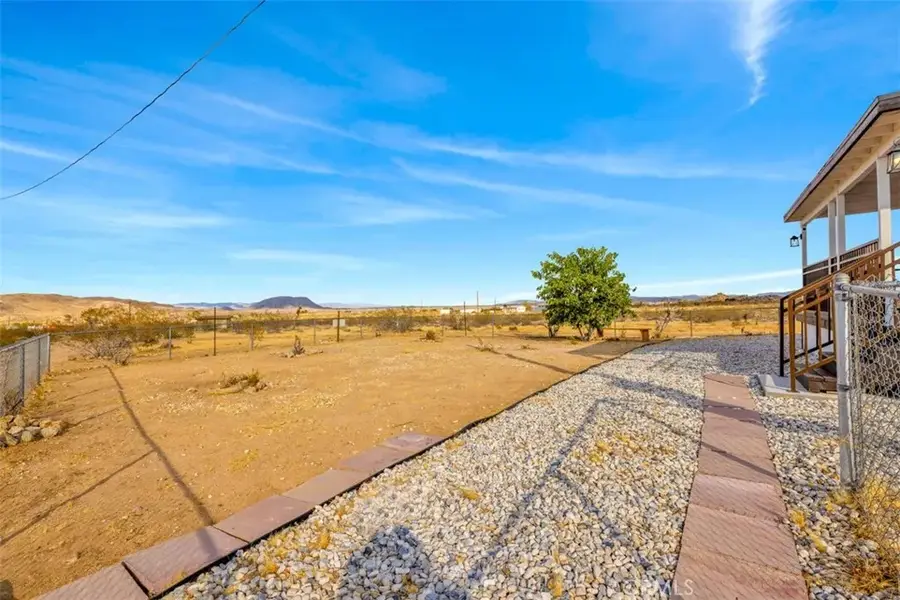 55757 Linn, Landers, CA 92285 - #2