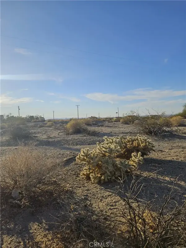 7024 Broad, 29 Palms, CA 92277