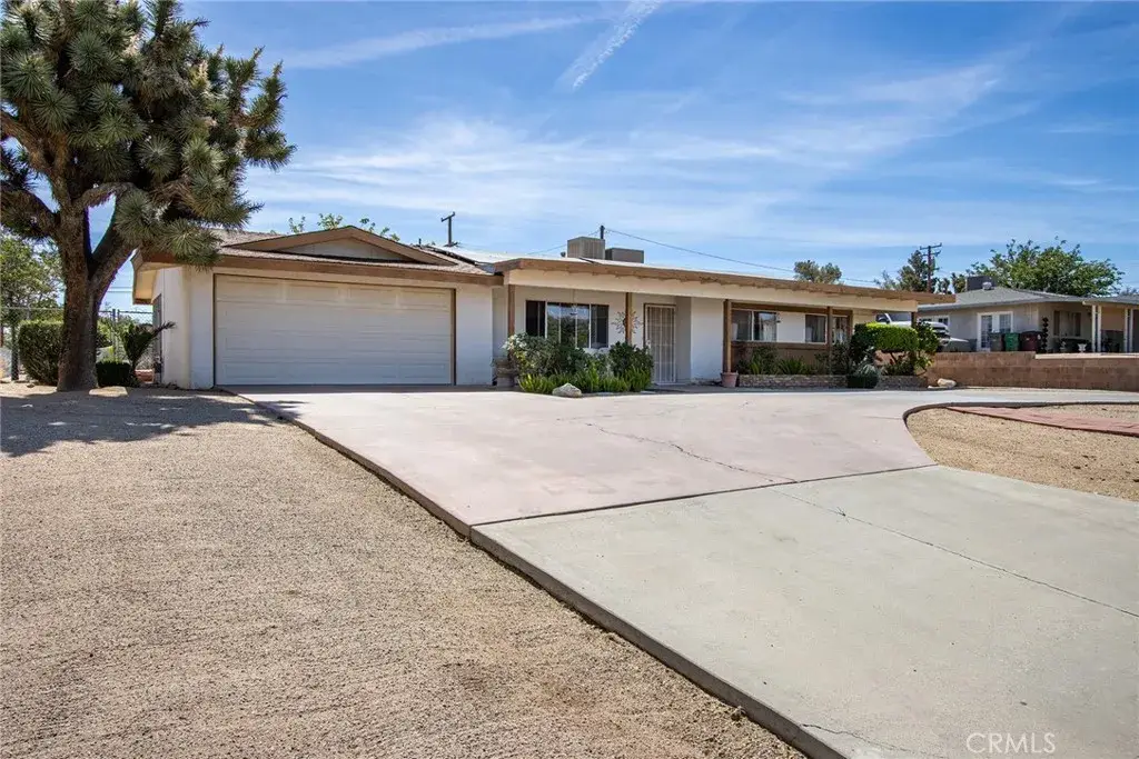 7613 Cherokee, Yucca Valley, CA 92284 - #1