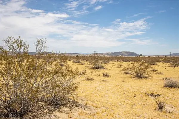 5589 Sutton, Joshua Tree, CA 92252