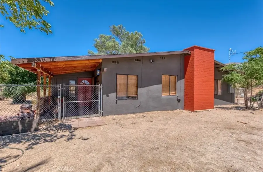 10344 San Gorgonio Avenue, Morongo Valley, CA 92256 - #2