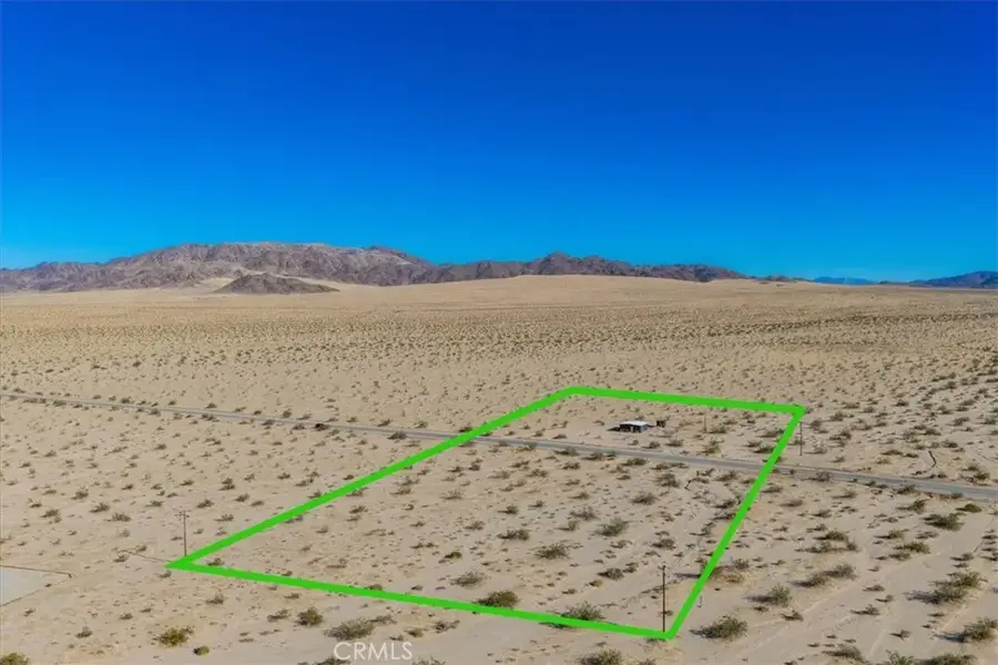 87101 29 Palms Highway, Twentynine Palms Yucca Valley, CA 92277 - #2
