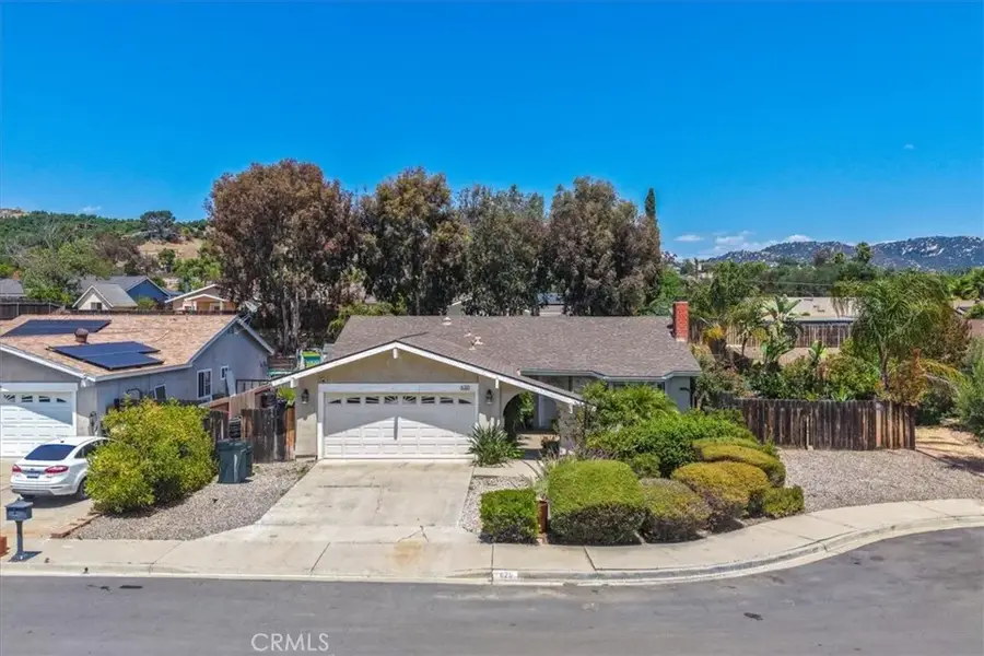 620 Meadow Grove Place, Escondido, CA 92027 - #2