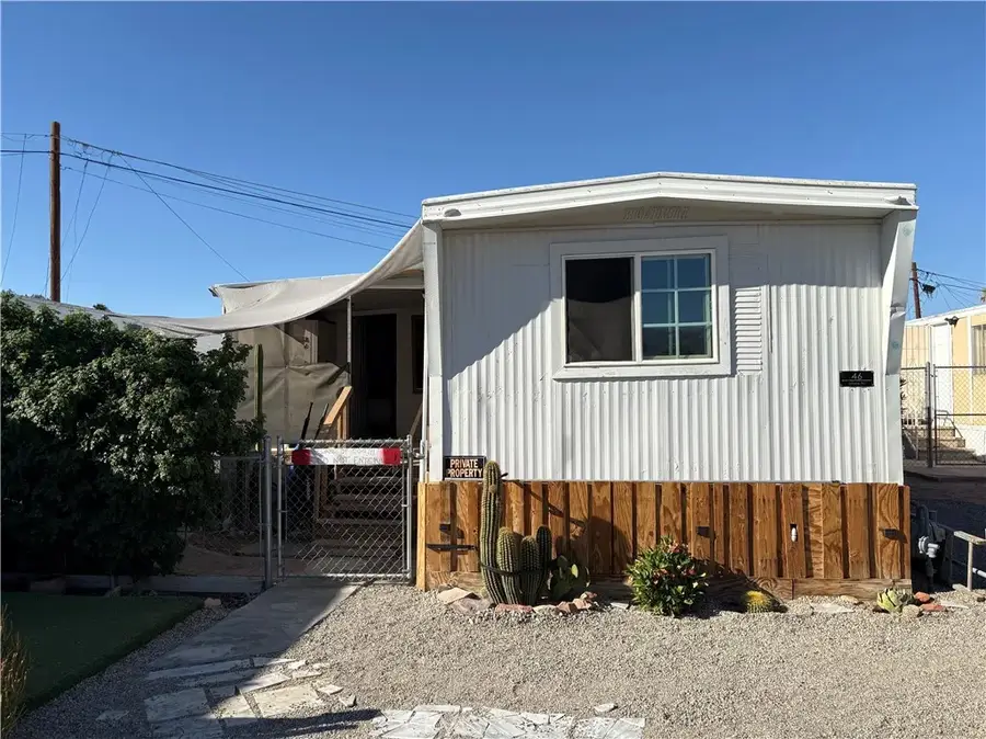 4561 Adobe #46, Twentynine Palms, CA 92277 - #2