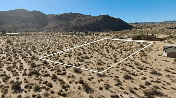 6883 Peterson, 29 Palms, CA 92277