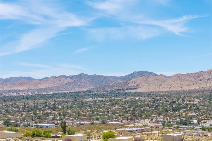 55652 Buena Vista, Yucca Valley, CA 92284 - #2