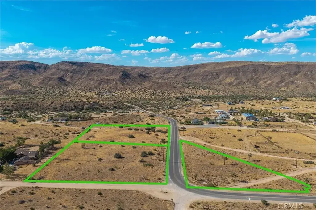 53335 Pioneertown, Pioneertown, CA 92268 - #1