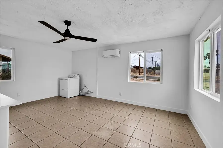 6104 Chia Avenue, Twentynine Palms, CA 92277 - #3