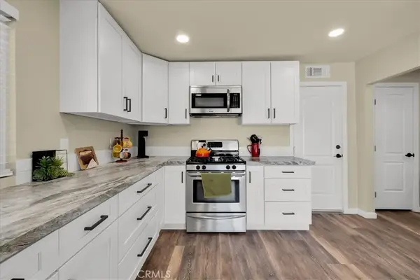 5665 Lupine Avenue, 29 Palms, CA 92277