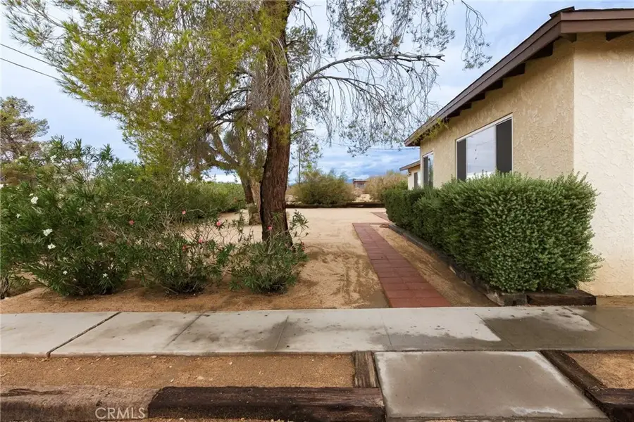 61726 Hilltop, Joshua Tree, CA 92252 - #2