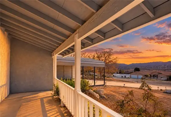 57440 Airway Court, Yucca Valley, CA 92284