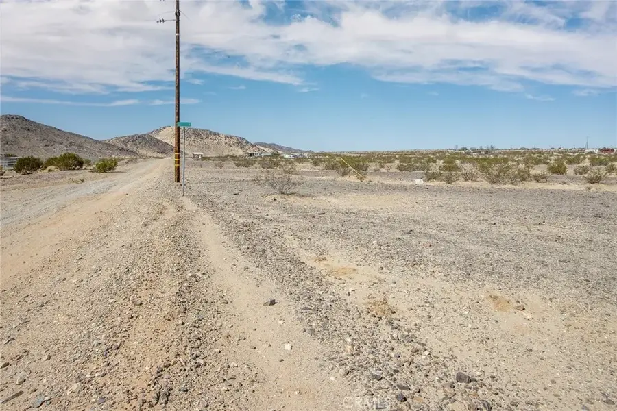 68700 Michael, Twentynine Palms Yucca Valley, CA 92277 - #2