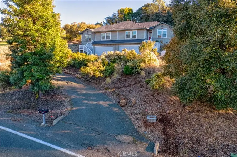 10401 Point Lakeview Road, Kelseyville, CA 95451 - Image #2
