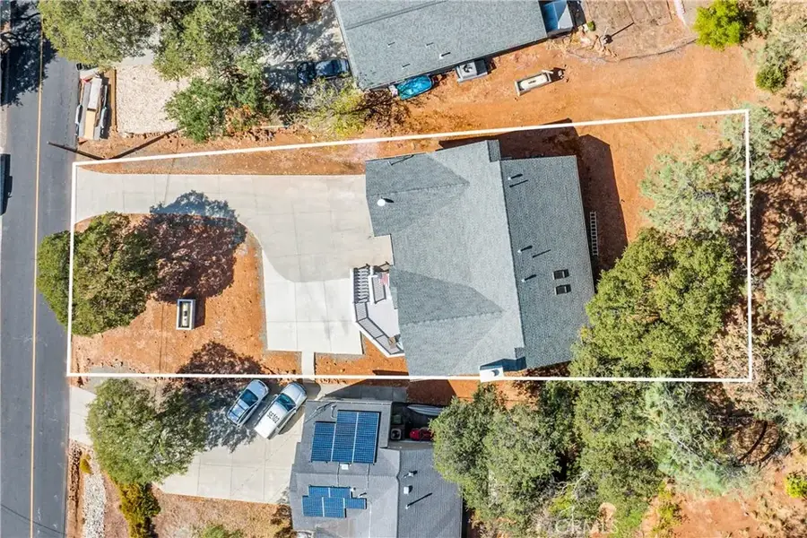 18700 Oak Grove Road, Hidden Valley Lake, CA 95467 - Image #3