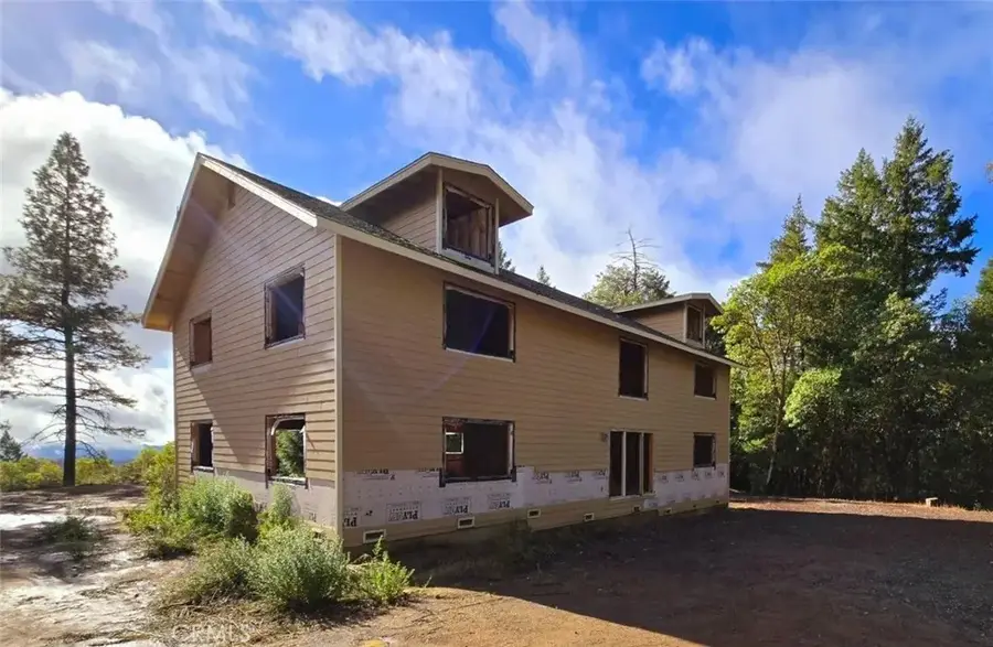 32120 Shimmins Ridge, Willits, CA 95490 - Image #2