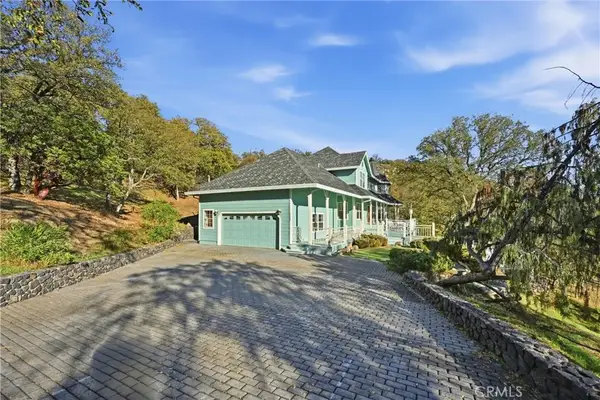 17785 Foothill Court, Hidden Valley Lake, CA 95467