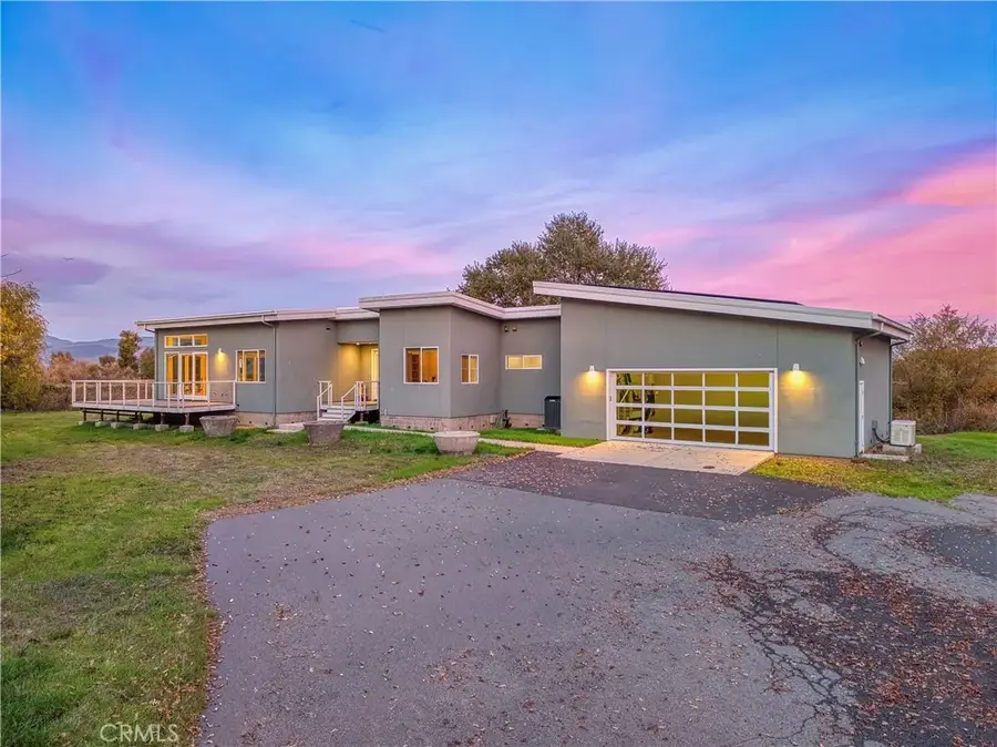 8 Queen Ann, Lakeport, CA 95453 - #2