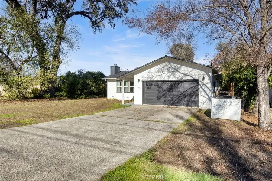 19894 Mountain Meadows South, Hidden Valley Lake, CA 95467 - Image #2