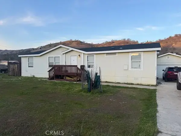 3096 Spring Valley Road, Clearlake Oaks, CA 95423