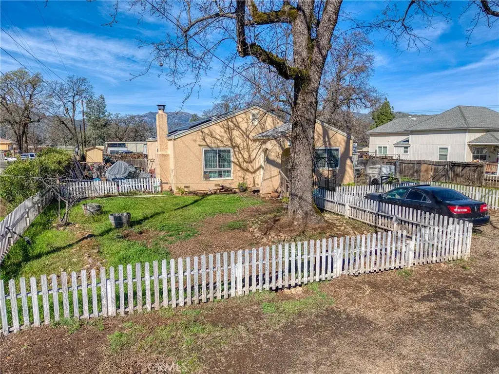 21129 Santa Clara, Middletown, CA 95461 - #1